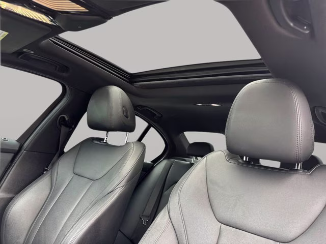 2020 Alpine White BMW 3 Series 330i xDrive AWD Sedan
