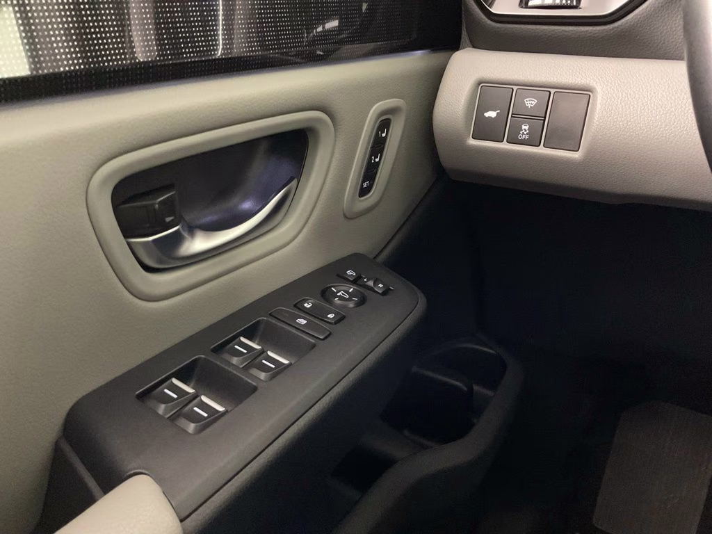 2023 Gray Honda Pilot Elite AWD SUV