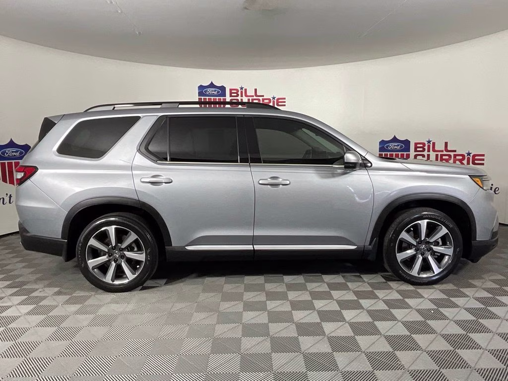 2023 Gray Honda Pilot Elite AWD SUV