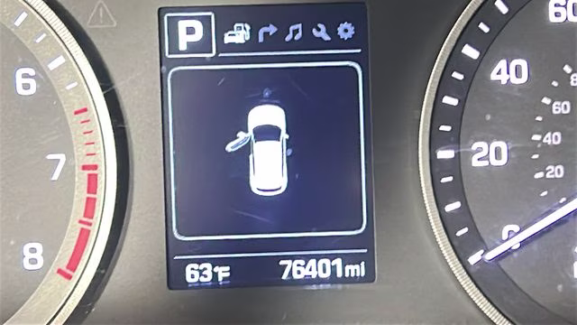 2017 Molten Silver Hyundai Tucson SE Plus AWD SUV