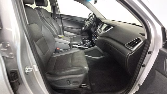 2017 Molten Silver Hyundai Tucson SE Plus AWD SUV