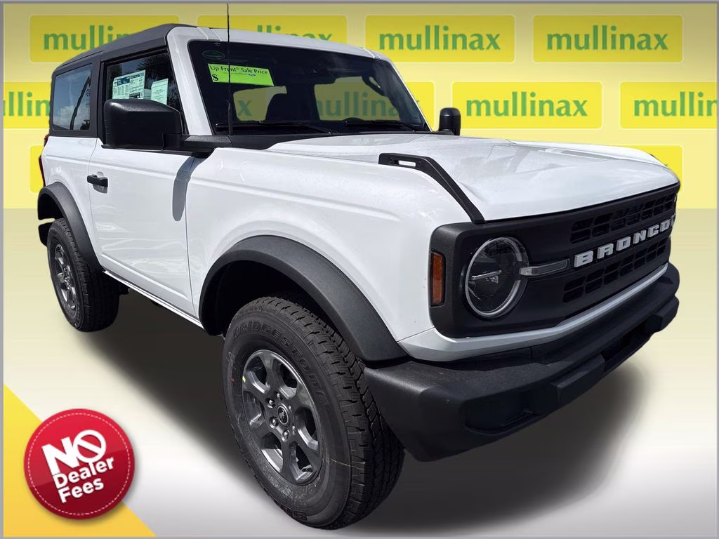2026 Oxford White Ford Bronco Base 4X4 SUV