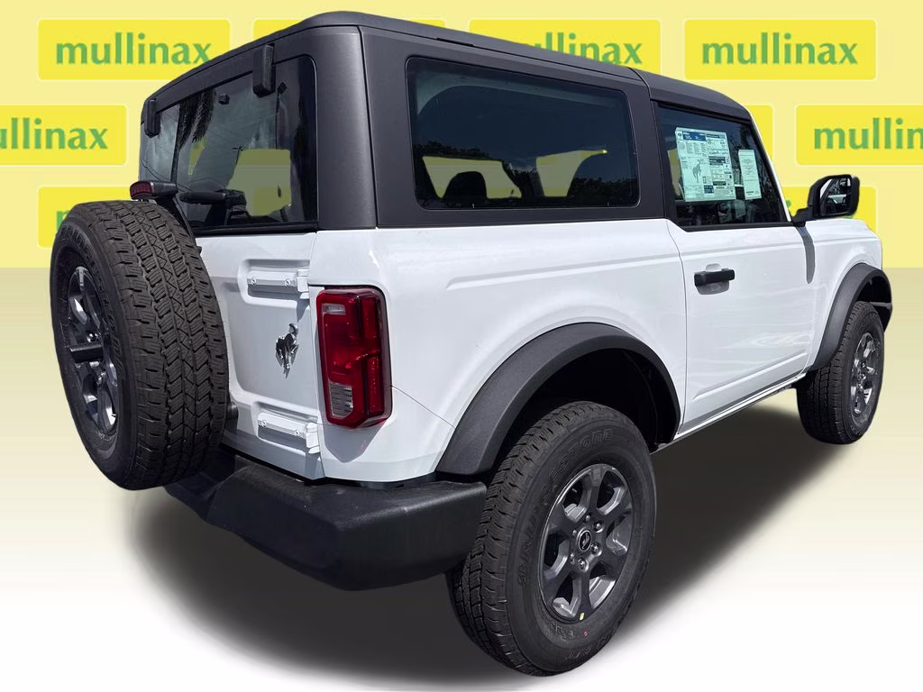 2026 Oxford White Ford Bronco Base 4X4 SUV