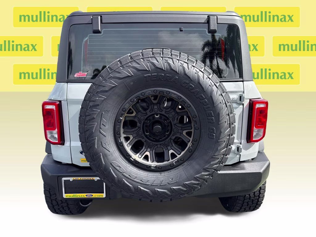2026 Avalanche Gray Ford Bronco Base 4X4 SUV