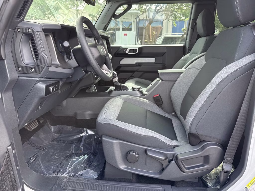 2026 Avalanche Gray Ford Bronco Base 4X4 SUV