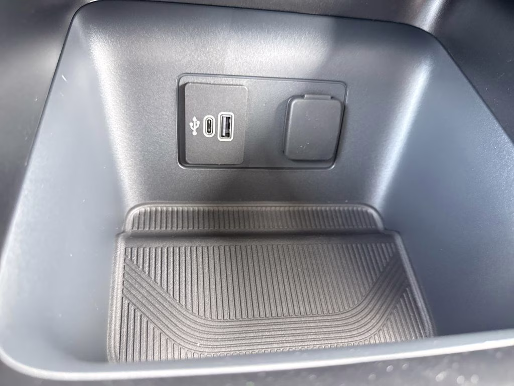 2026 Star White Metallic TC Ford Explorer Active RWD SUV