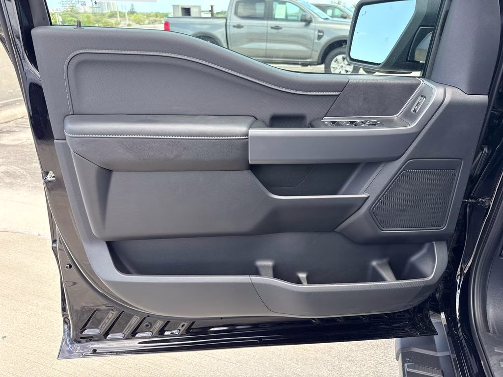 2026 Agate Black Metallic Ford F-150 XLT 4X4 Truck