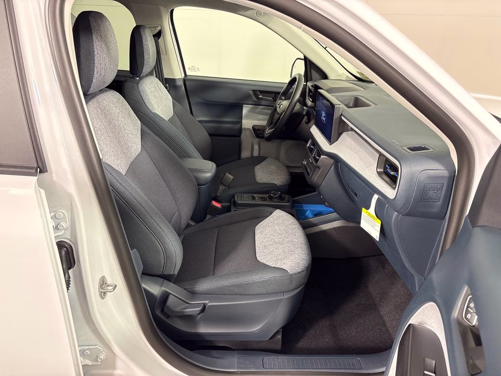 2026 Oxford White Ford Maverick XLT AWD Truck