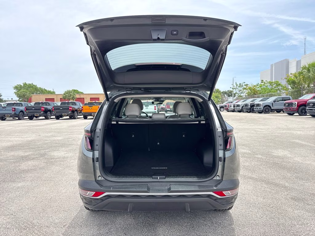 2023 Amazon Gray Hyundai Tucson SEL FWD SUV
