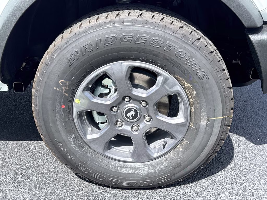 2026 Oxford White Ford Bronco Base 4X4 SUV