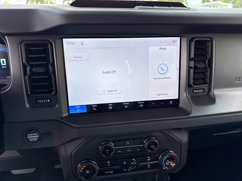 2026 Oxford White Ford Bronco Base 4X4 SUV