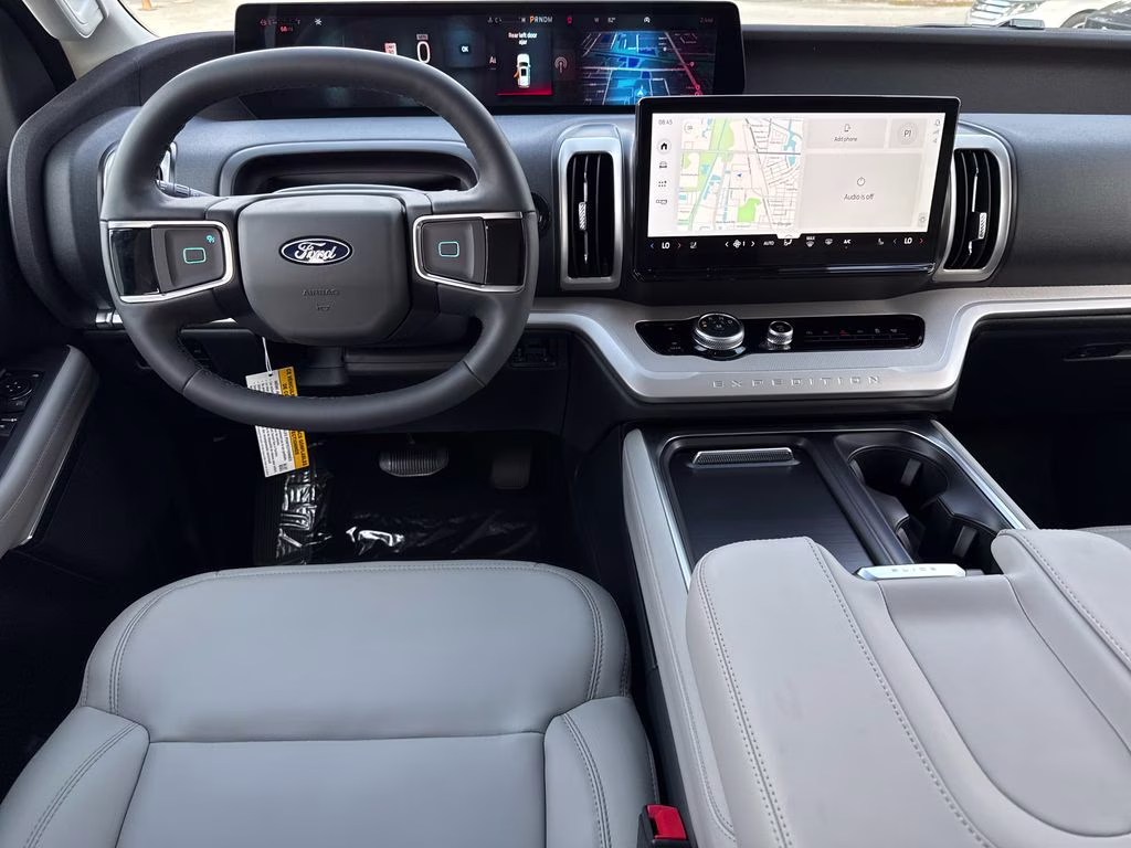 2026 Oxford White Ford Expedition Max Active RWD SUV