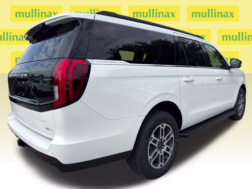2026 Star White Metallic Tri-Coat Ford Expedition Max Active RWD SUV