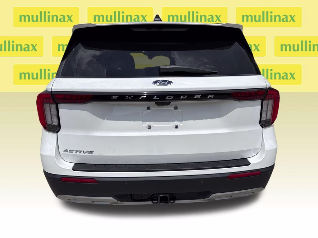 2026 Star White Metallic TC Ford Explorer Active RWD SUV