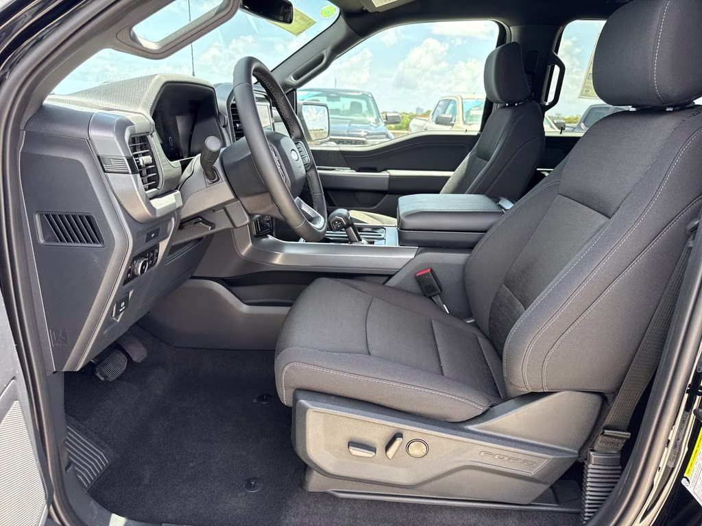 2026 Agate Black Metallic Ford F-150 XLT 4X4 Truck