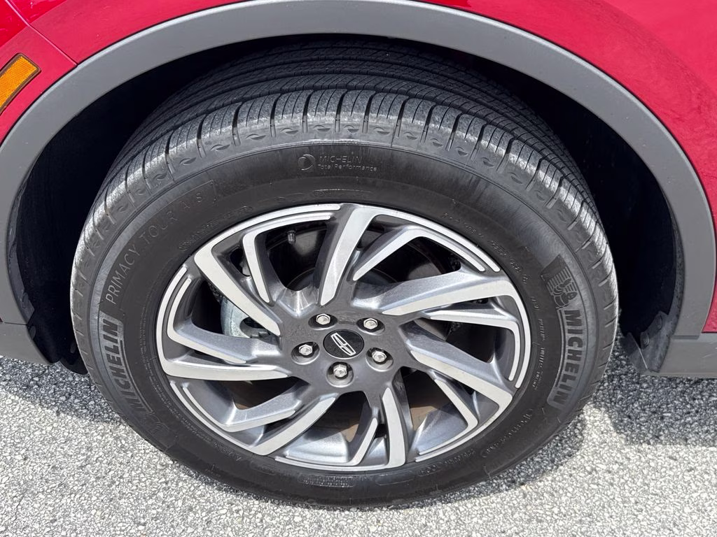 2025 Red Carpet Metallic Tinted Clearcoat Lincoln Corsair Premiere FWD SUV