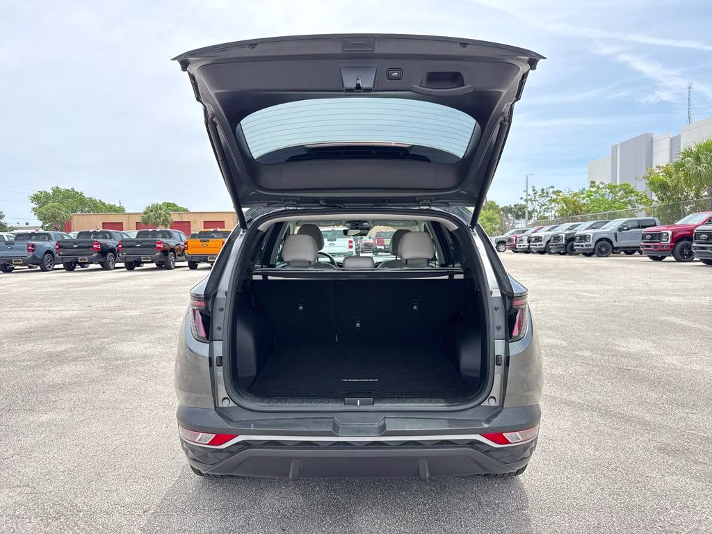 2023 Amazon Gray Hyundai Tucson SEL FWD SUV