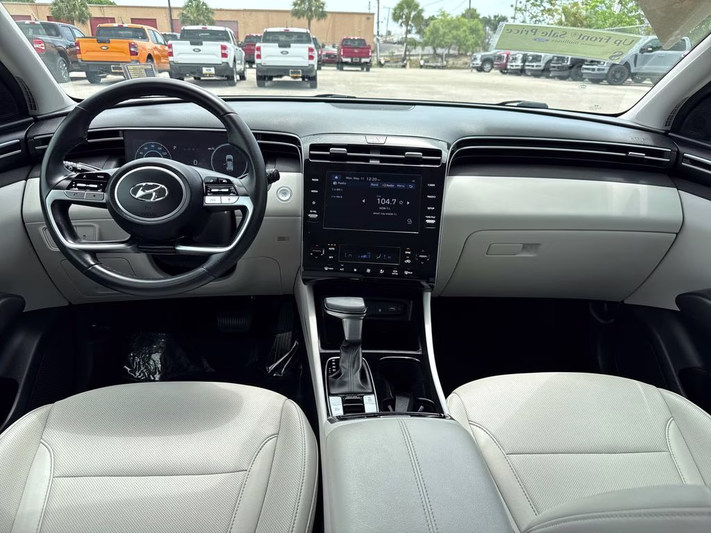 2023 Amazon Gray Hyundai Tucson SEL FWD SUV