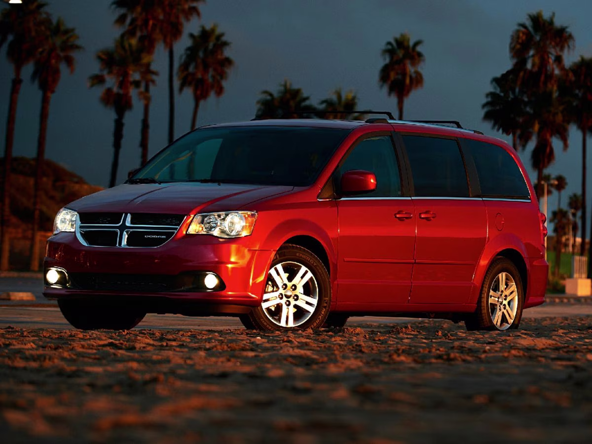 2013 Champagne Dodge Grand Caravan SE FWD Van