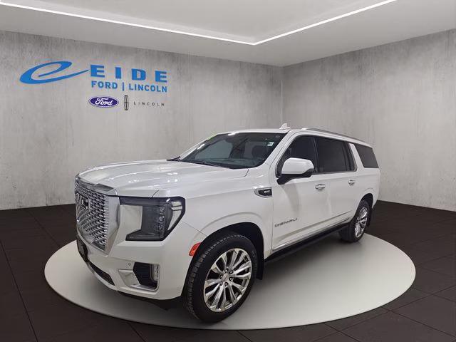2022 White Frost Tricoat GMC Yukon XL Denali 4X4 SUV