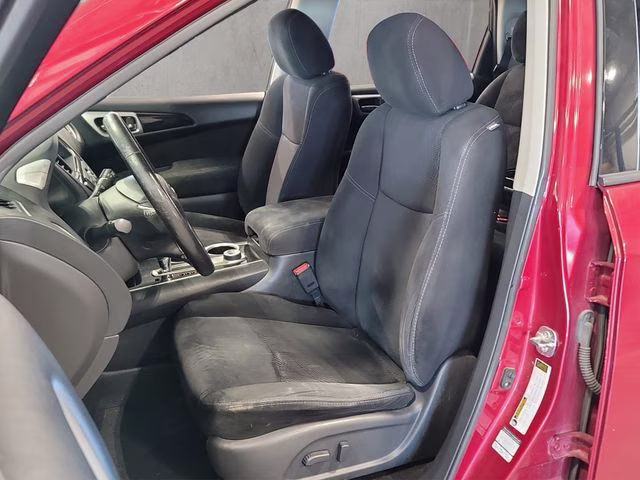2014 Cayenne Red Pearl Nissan Pathfinder SV 4X4 SUV