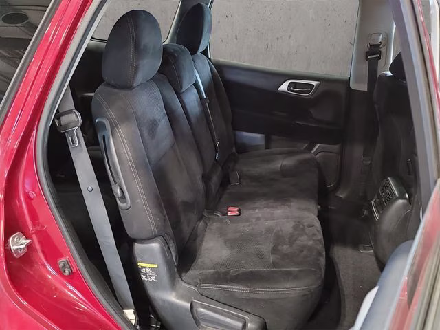 2014 Cayenne Red Pearl Nissan Pathfinder SV 4X4 SUV