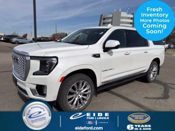 2022 White Frost Tricoat GMC Yukon XL Denali 4X4 SUV