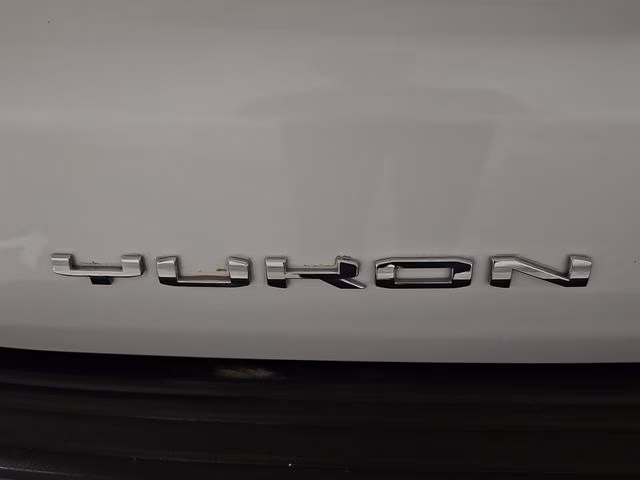 2022 White Frost Tricoat GMC Yukon XL Denali 4X4 SUV