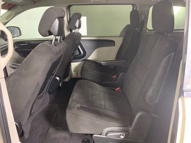 2013 Cashmere Pearlcoat Dodge Grand Caravan SE FWD Van