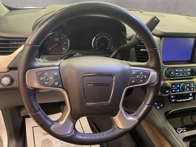 2020 White Frost Tricoat GMC Yukon Denali 4X4 SUV