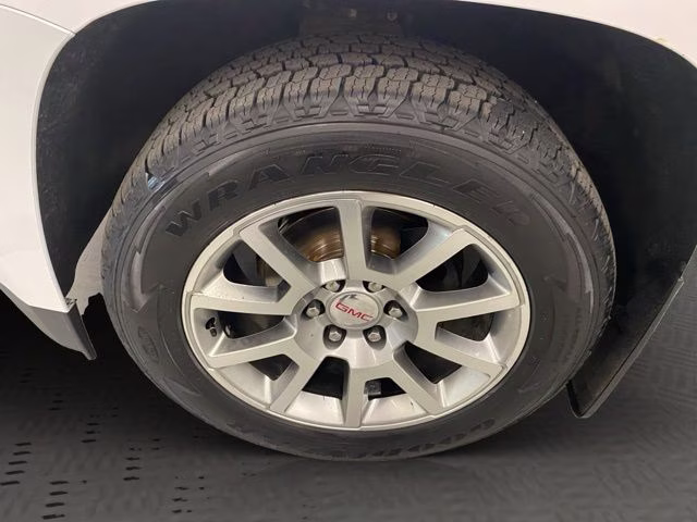 2020 White Frost Tricoat GMC Yukon Denali 4X4 SUV