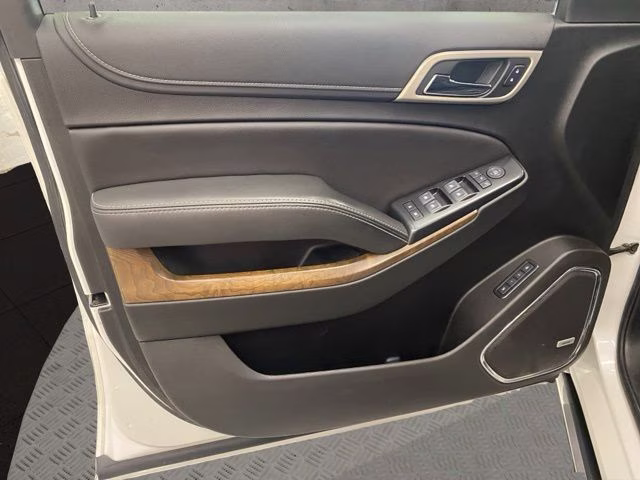 2020 White Frost Tricoat GMC Yukon Denali 4X4 SUV