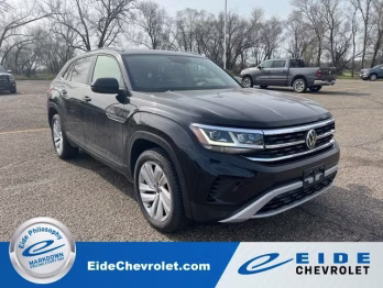 2020 Deep Black Volkswagen Atlas Cross Sport 2.0T SE w/Technology AWD SUV