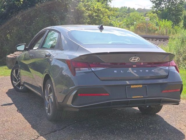 2025 Ecotronic Gray Hyundai Elantra SEL Sport FWD Sedan