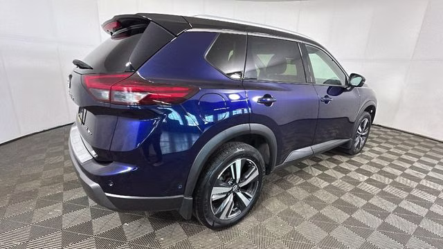 2024 Deep Ocean Blue Pearl/Super Black Nissan Rogue SL AWD SUV