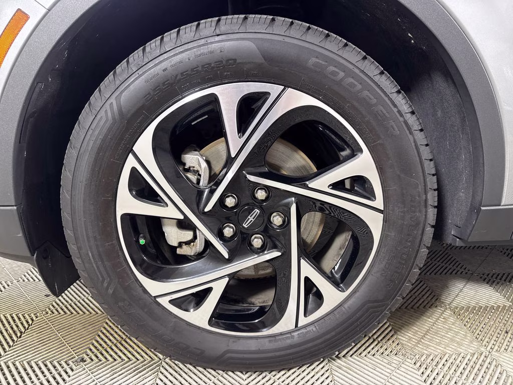2024 Silver Radiance Metallic Clearcoat Lincoln Nautilus Premiere AWD SUV