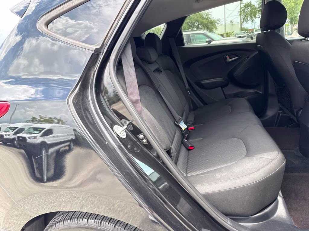 2015 Ash Black Mica Hyundai Tucson GLS FWD SUV