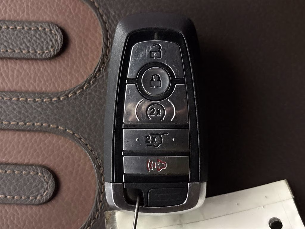 2022 Red Metallic Ford Expedition King Ranch RWD SUV