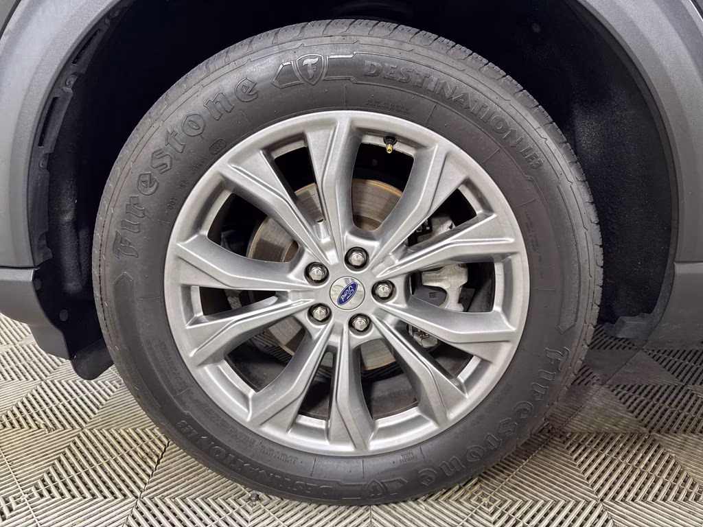 2020 Agate Black Metallic Ford Explorer Limited 4X4 SUV