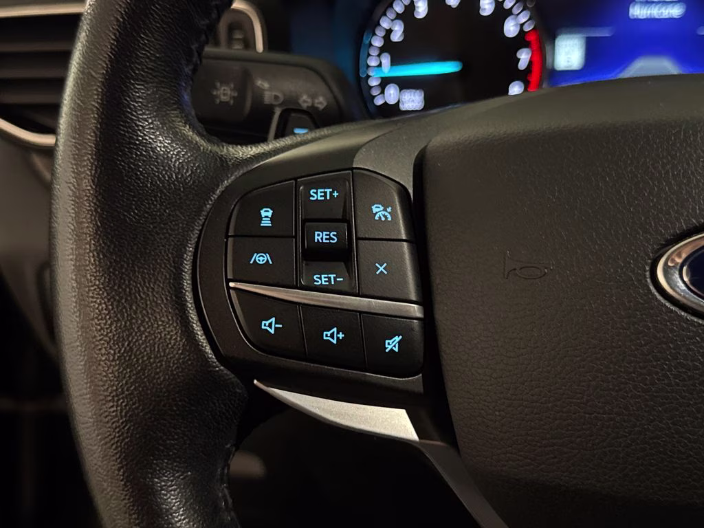 2020 Agate Black Metallic Ford Explorer Limited 4X4 SUV