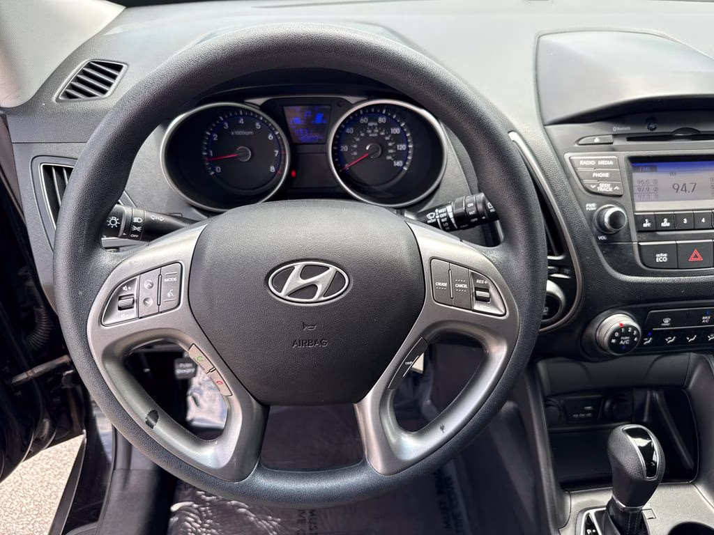 2015 Ash Black Mica Hyundai Tucson GLS FWD SUV