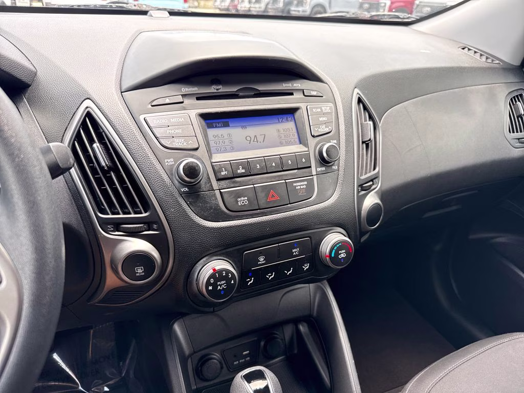 2015 Ash Black Mica Hyundai Tucson GLS FWD SUV
