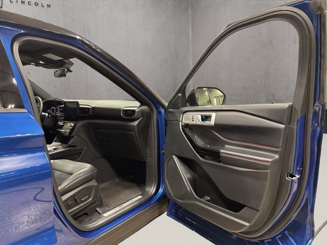 2022 Atlas Blue Metallic Ford Explorer ST-Line 4X4 SUV