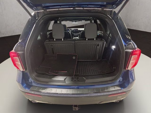 2022 Atlas Blue Metallic Ford Explorer ST-Line 4X4 SUV