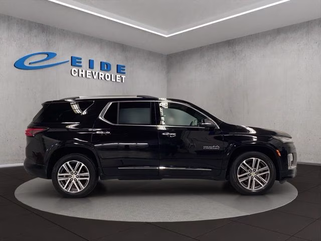 2024 Mosaic Black Metallic Chevrolet Traverse Limited High Country AWD SUV