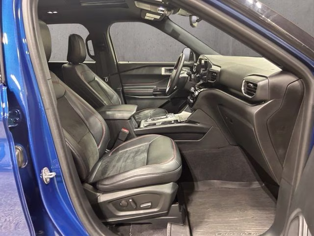 2022 Atlas Blue Metallic Ford Explorer ST-Line 4X4 SUV