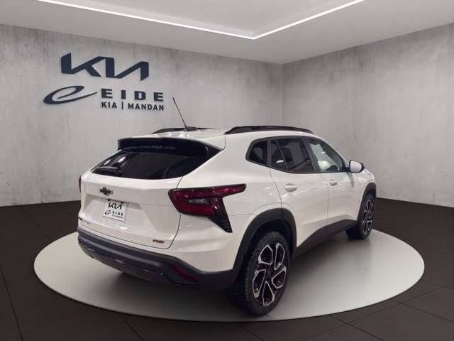 2024 Summit White Chevrolet Trax 2RS FWD SUV