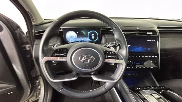 2023 Shimmering Silver Hyundai Tucson Limited AWD SUV