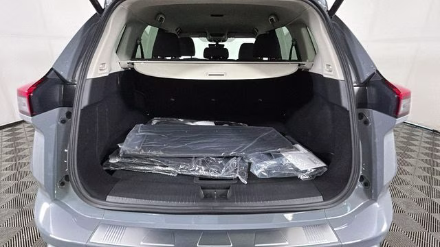 2026 Boulder Gray Pearl Nissan Rogue SV AWD SUV