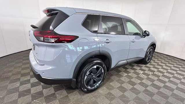 2026 Boulder Gray Pearl Nissan Rogue SV AWD SUV